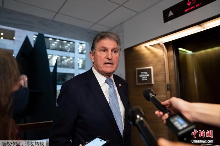 資料圖：美國民主黨籍參議員曼欽。