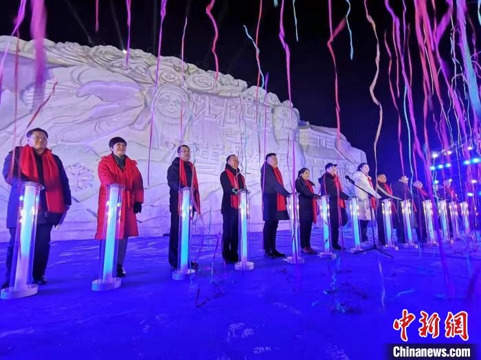 啟動(dòng)儀式現(xiàn)場(chǎng)。　趙桂華 攝