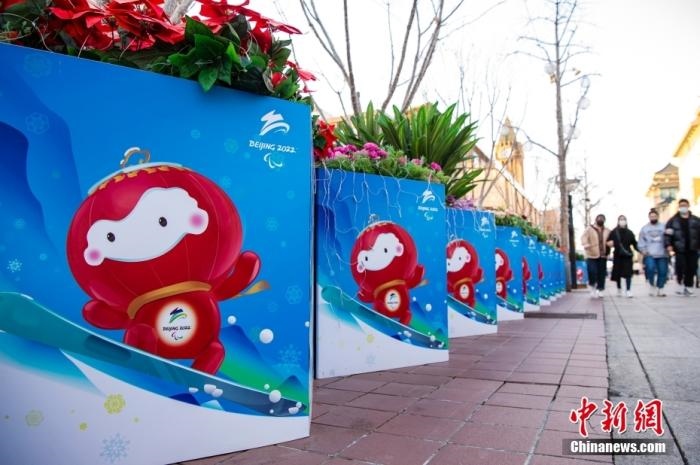 冬殘奧會(huì)吉祥物“雪容融”裝飾板。 <a target='_blank' href='/'>中新社</a>記者 侯宇 攝