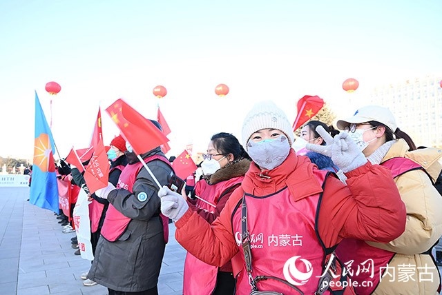 2022年呼和浩特市第七屆徒步迎新活動現(xiàn)場。人民網(wǎng) 劉藝琳攝