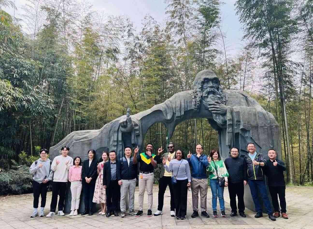 Guizhou Echo | 這一波，貴州又圈“國際粉”了