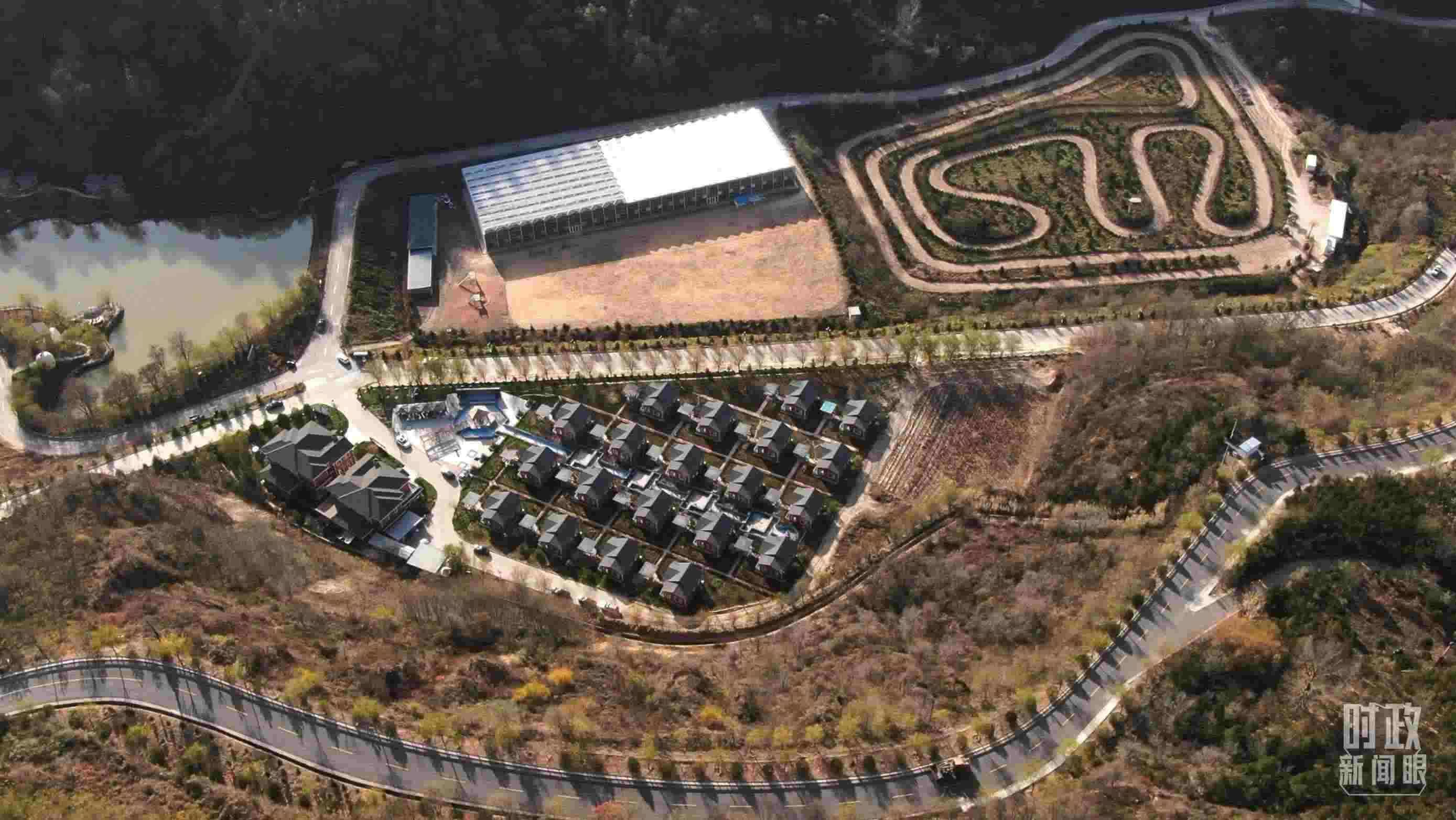 △延安市安塞區(qū)高橋鎮(zhèn)南溝村。2022年10月，總書記曾到這里考察調(diào)研。（總臺記者劉海濤、錢金庫拍攝）