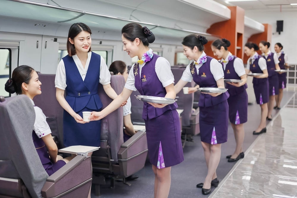 形象儀態(tài)塑造。