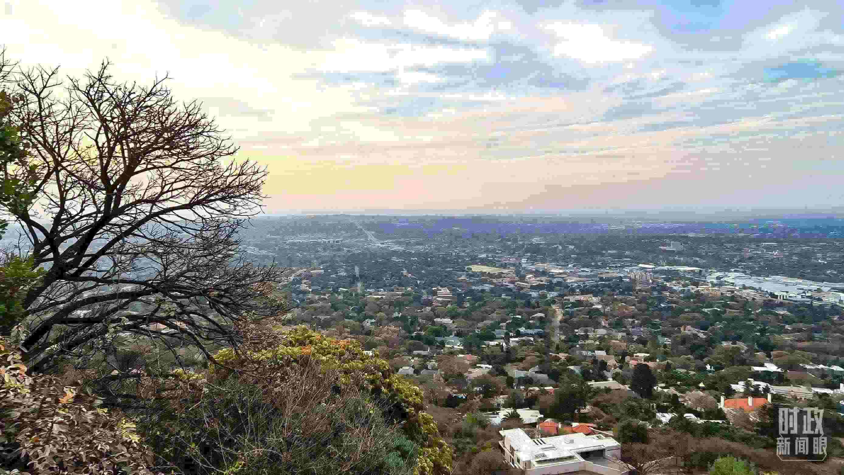 △南非約翰內(nèi)斯堡。（總臺(tái)央視記者韓銳拍攝）