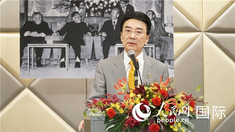 在日中國(guó)企業(yè)協(xié)會(huì)會(huì)長(zhǎng)王家馴致祝酒詞。人民網(wǎng) 蔣曉辰攝