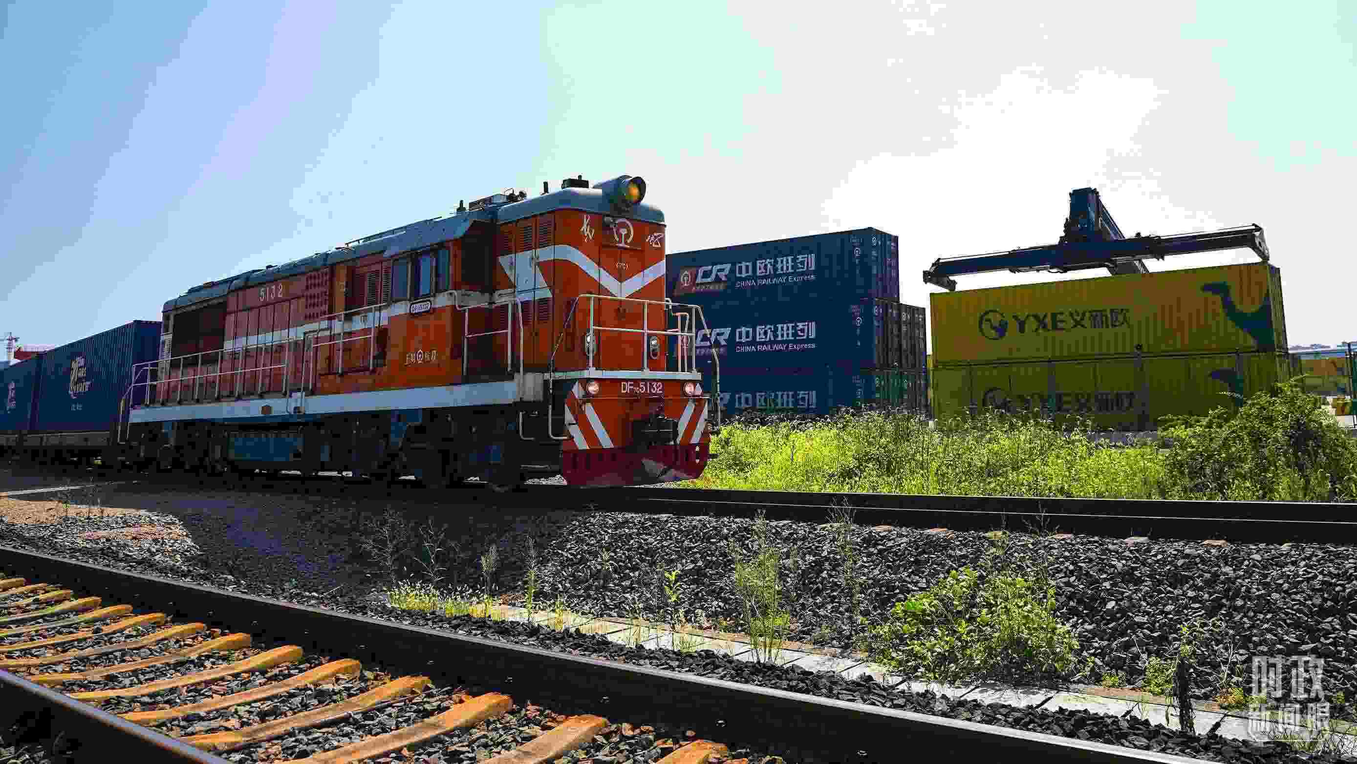 △“義新歐”中歐班列。（總臺國廣記者李晉拍攝）