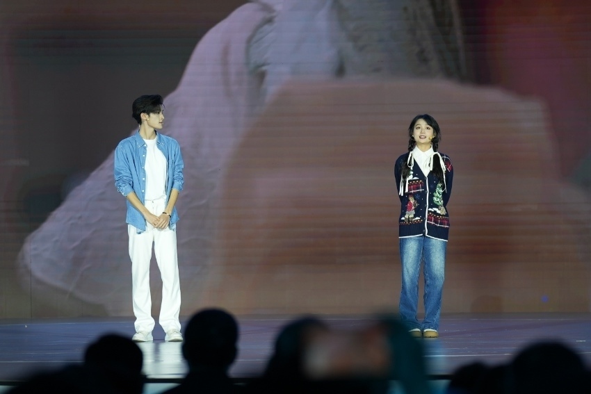 煎餅果仔（演員張家?。?、夏天妹妹（演員楊茜云）