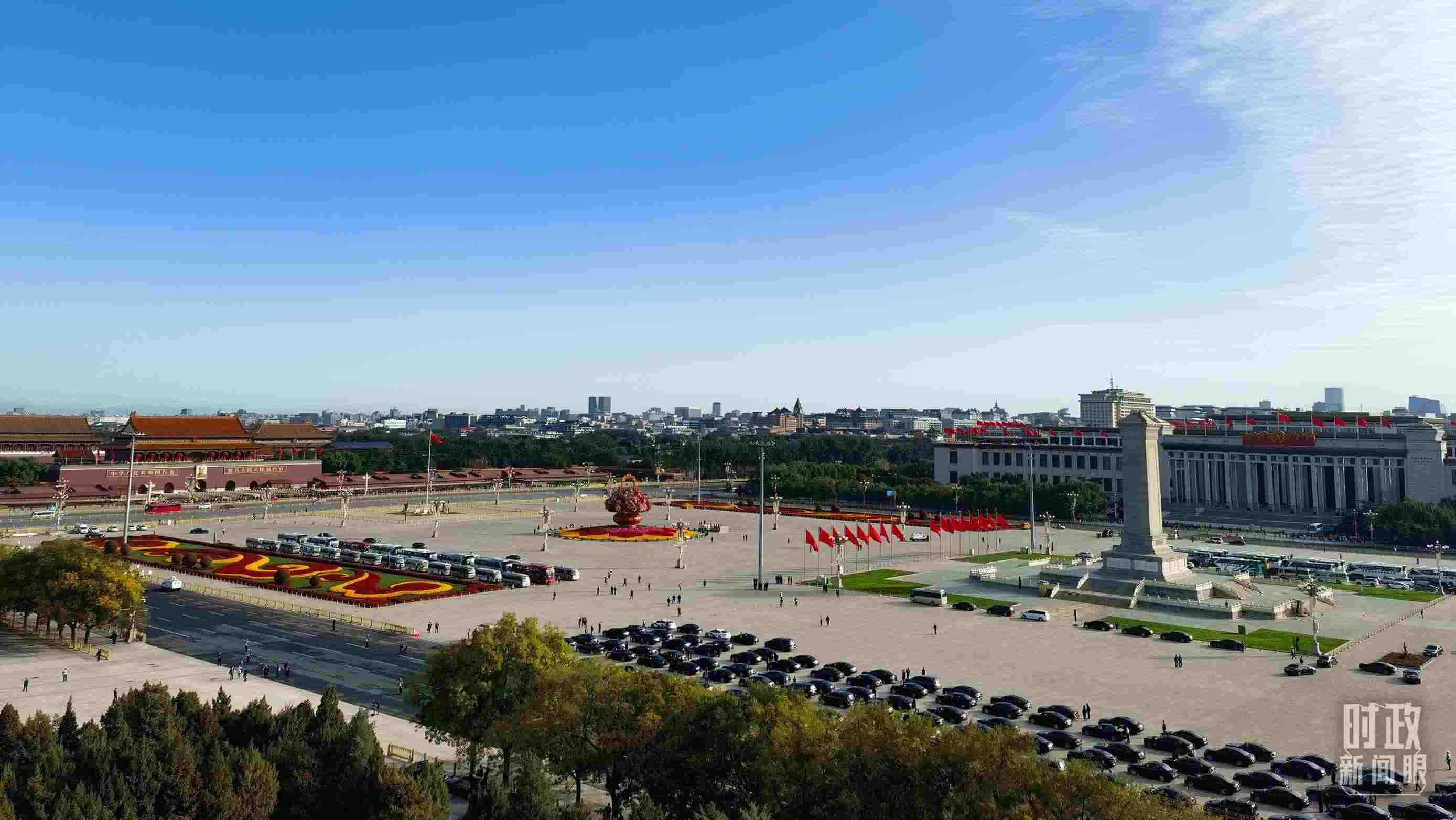 △18日的天安門廣場(chǎng)。（總臺(tái)央視記者周志國(guó)拍攝）