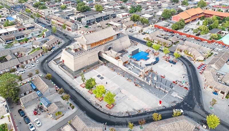 2022年9月8日，航拍河北正定古城陽和樓與正定歷史文化街。