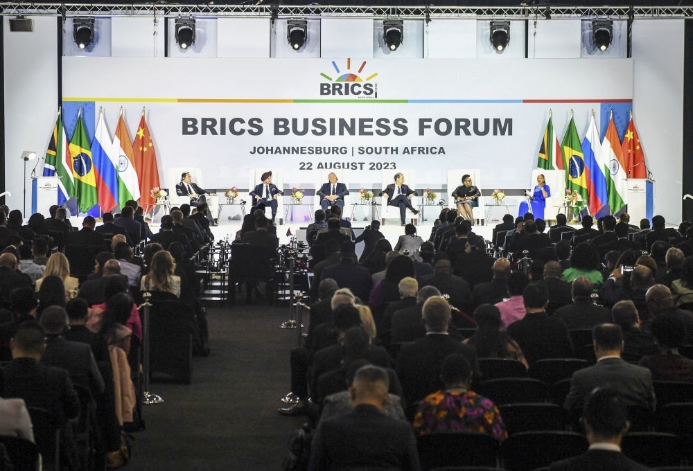這是2023年8月22日在南非約翰內(nèi)斯堡拍攝的金磚國(guó)家工商論壇現(xiàn)場(chǎng)。新華社記者 李亞輝 攝
