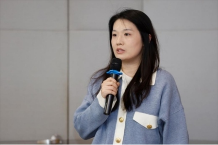 人民在線產(chǎn)品研發(fā)部主任、人民版權(quán)負(fù)責(zé)人劉曉曈發(fā)言