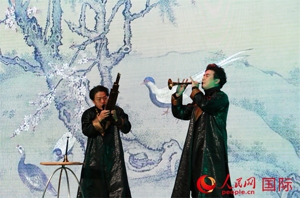 嗩吶表演《百鳥(niǎo)朝鳳》。人民網(wǎng) 許可攝