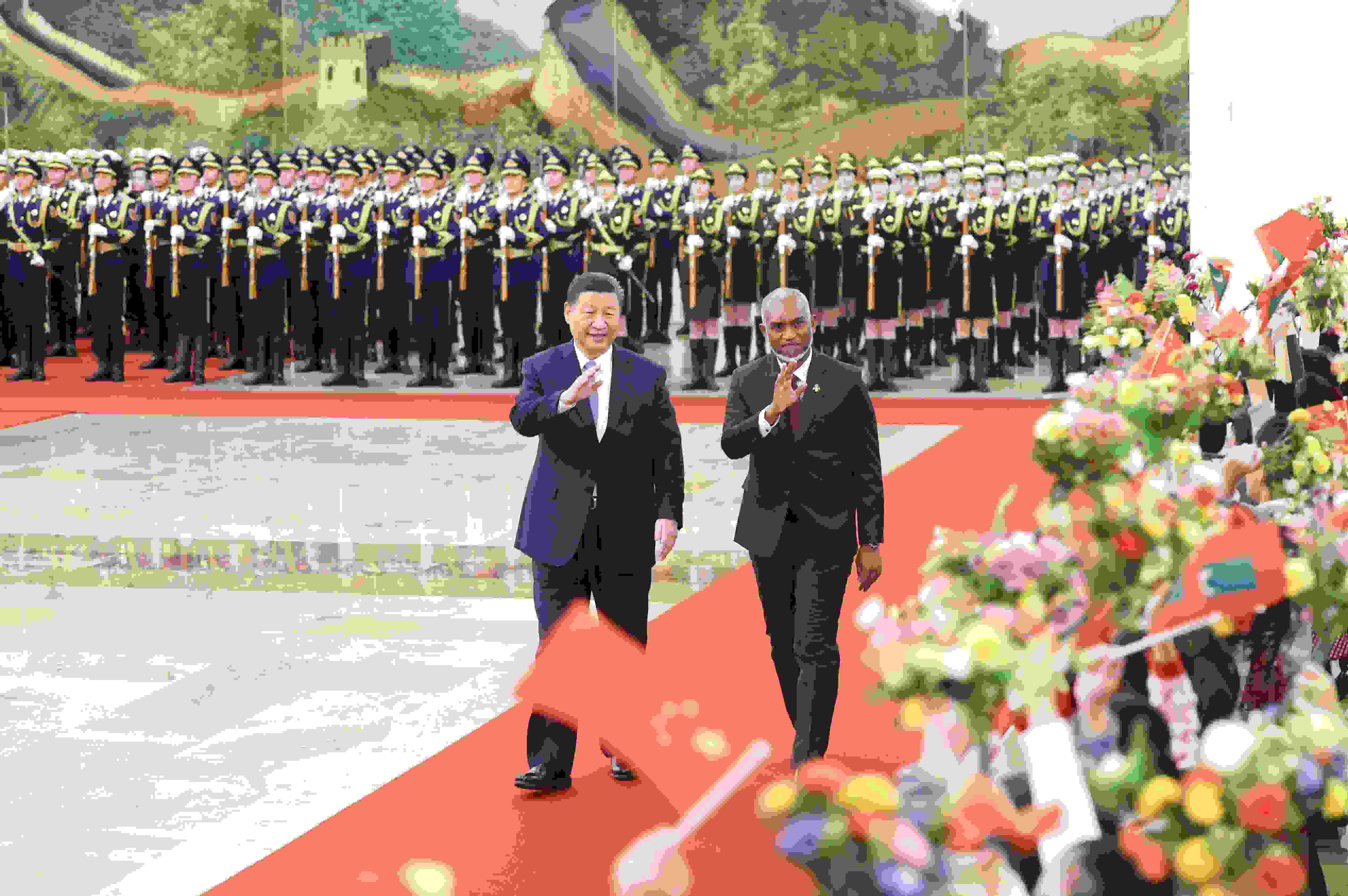 △2024年1月10日下午，國家主席習(xí)近平在北京人民大會堂同來華進行國事訪問的馬爾代夫總統(tǒng)穆伊茲舉行會談。會談前，習(xí)近平主席在人民大會堂北大廳為穆伊茲總統(tǒng)舉行歡迎儀式。