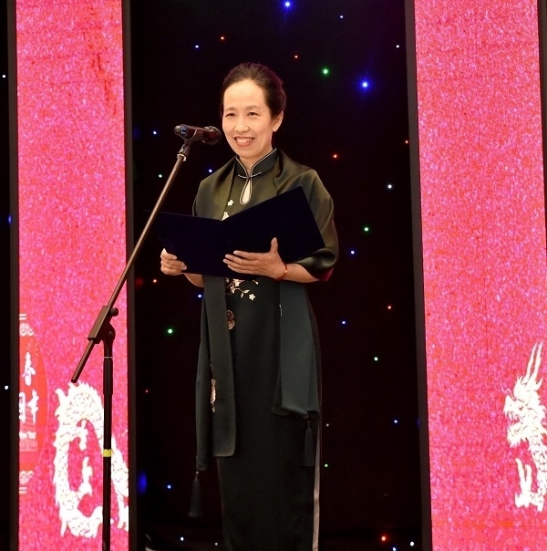 中國駐阿拉木圖總領(lǐng)事蔣薇致辭。中國駐阿拉木圖總領(lǐng)館供圖