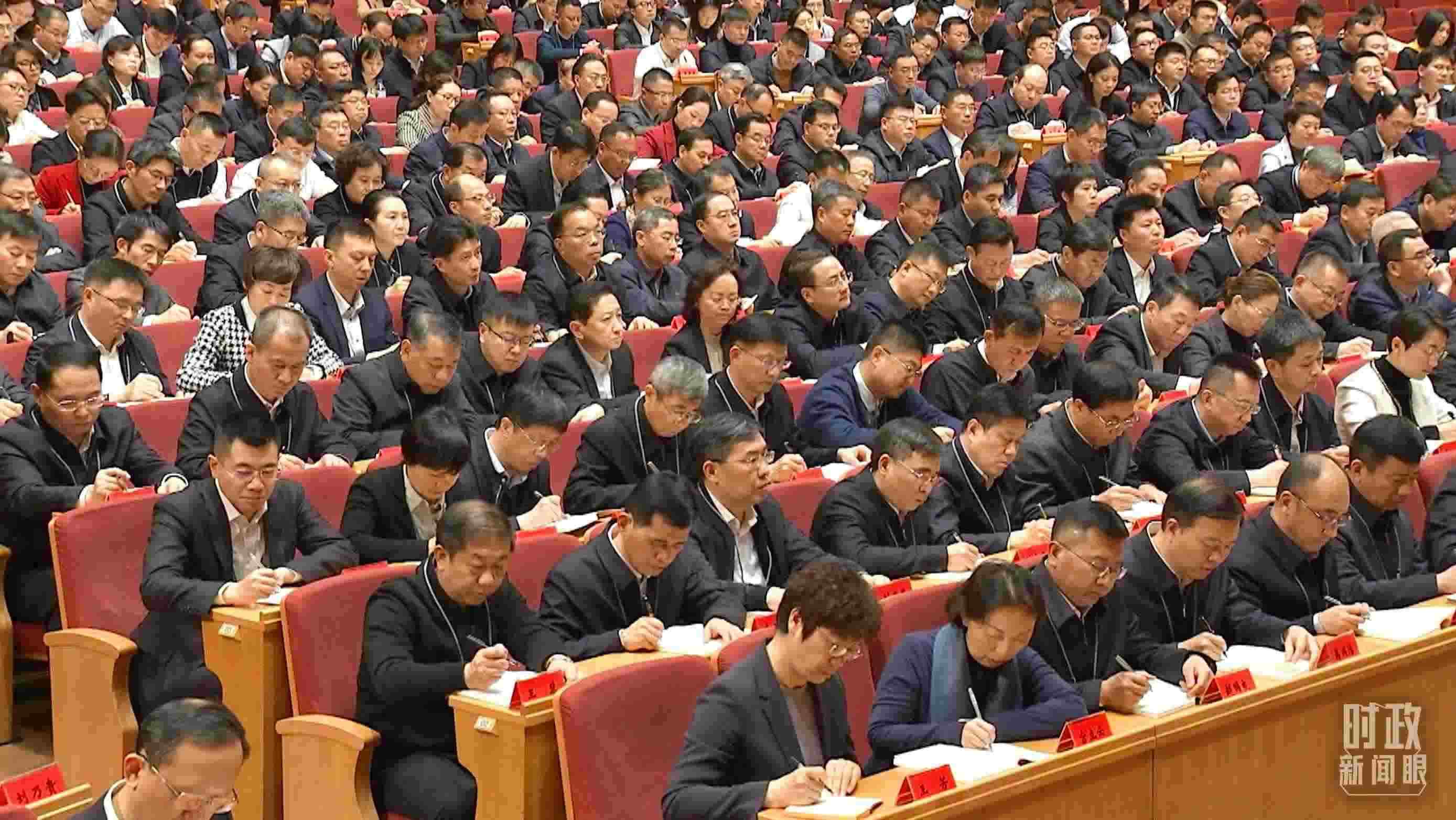 △中青年干部培訓(xùn)班開(kāi)班式現(xiàn)場(chǎng)。