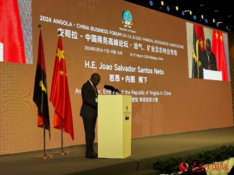 安哥拉駐華大使若昂·內(nèi)圖。人民網(wǎng)記者 張榮攝