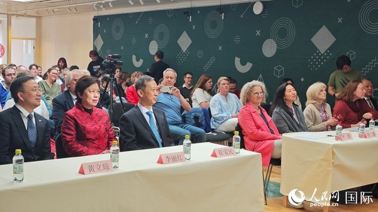 “漢語(yǔ)橋”瑞典賽區(qū)預(yù)選賽現(xiàn)場(chǎng)。人民網(wǎng)記者 殷淼攝