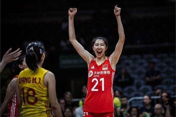 吳夢(mèng)潔慶祝得分。圖片來源：國(guó)際排聯(lián)