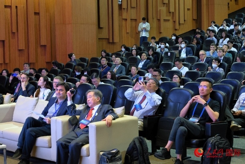 會(huì)議現(xiàn)場(chǎng)。人民網(wǎng)記者 白元琪攝