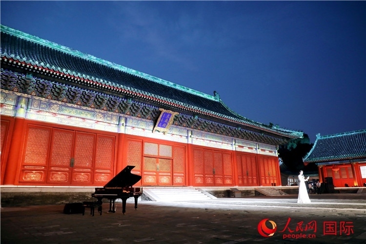 “光影北京——2024世界燈光師大會(huì)”開幕式現(xiàn)場(chǎng)。人民網(wǎng)記者 趙益普攝