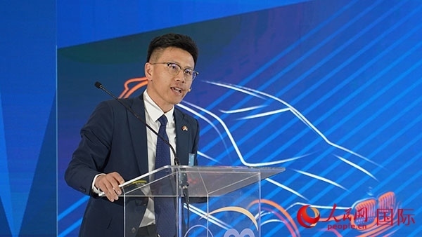 延鋒彼歐南非公司總經(jīng)理張?chǎng)沃罗o。人民網(wǎng) 張茜攝