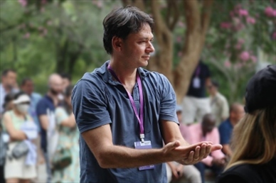 意大利逆流外交網(wǎng)站總編輯亞歷山大·比安奇學習青城太極。（李佩藺 攝）