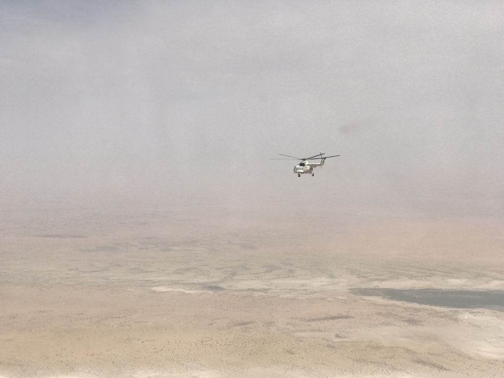 2017年8月8日，中國首支維和直升機分隊直升機飛行在蘇丹達爾富爾任務(wù)區(qū)上空。