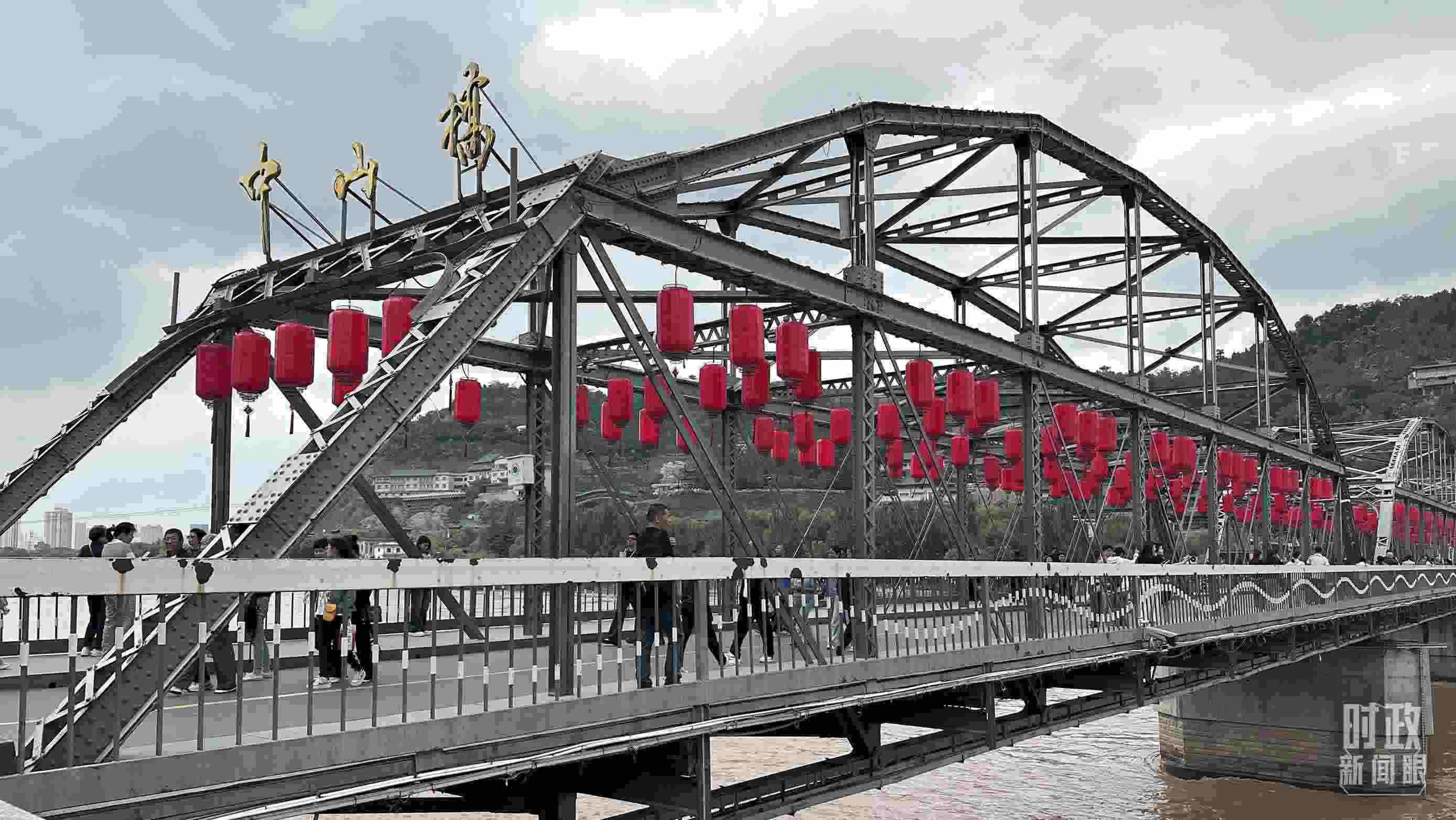 △中山橋。（總臺央視記者范一鳴、覃思拍攝）