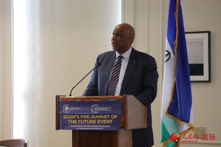 萊索托國王萊齊耶三世出席活動并致辭。人民網記者 李志偉攝