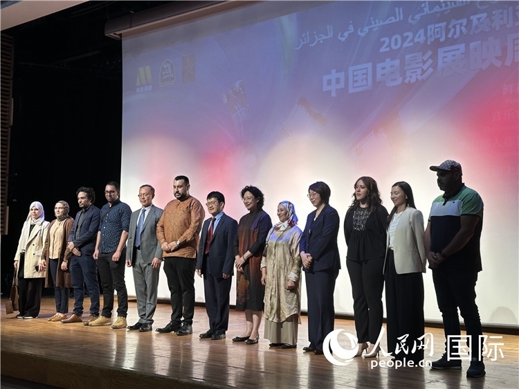 中阿兩國官員、電影行業(yè)從業(yè)者、媒體代表等出席開幕式 郝瑞敏攝