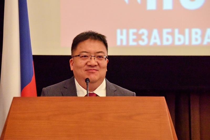 新華出版社社長匡樂成致辭。 主辦方供圖