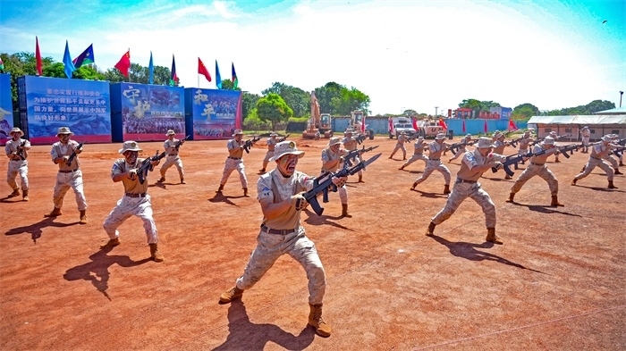 刺殺操表演。王軍杰攝