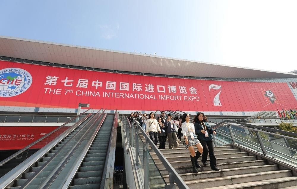 第七屆進博會按年計意向成交額超八百億美元。