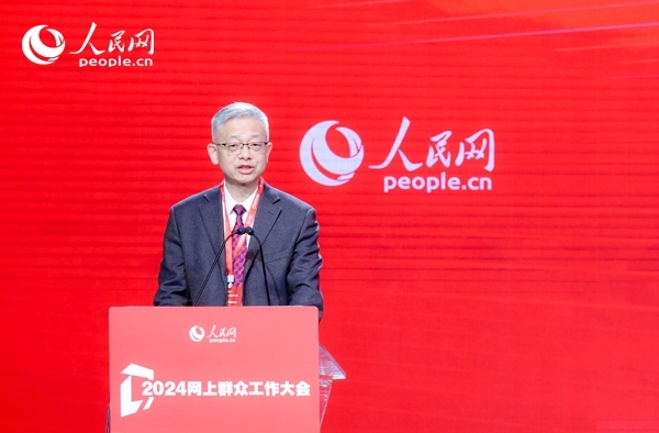 寧夏回族自治區(qū)銀川市委社會工作部副部長李卒作實踐分享。人民網 鄂智超攝