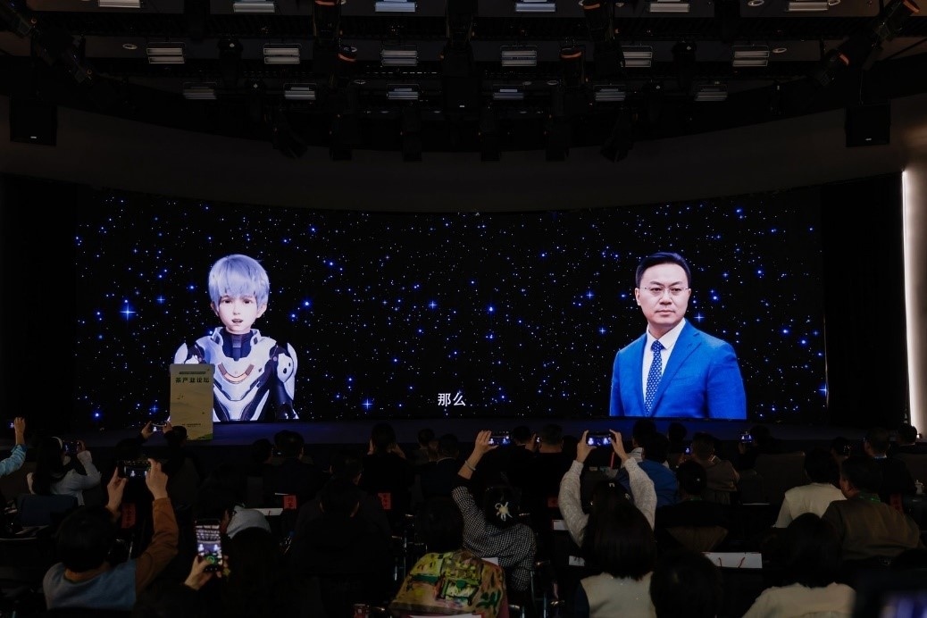 中國(guó)工程院院士、湖南師范大學(xué)校長(zhǎng)劉仲華與人民網(wǎng)數(shù)字人白澤線上對(duì)話