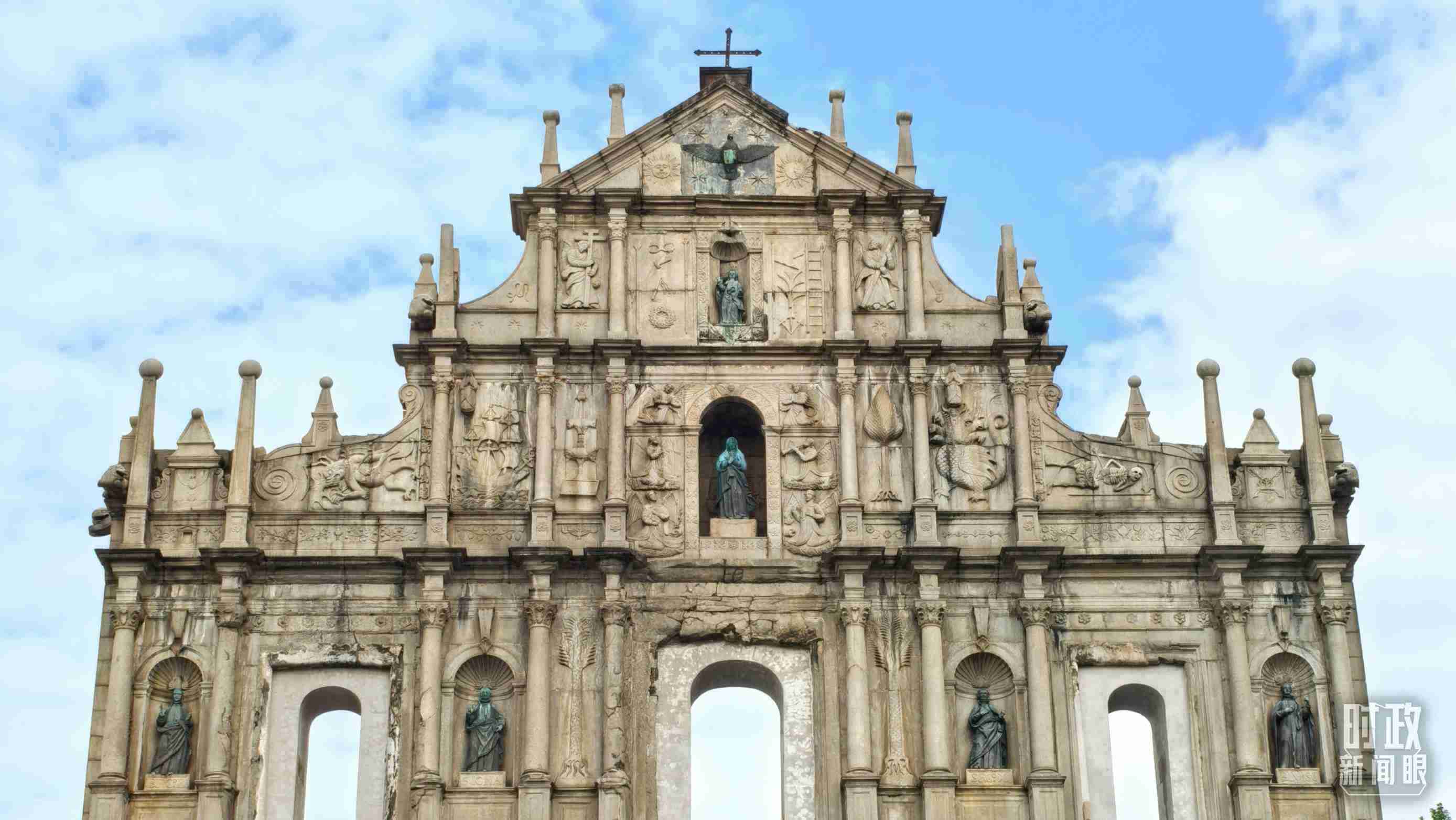 △澳門大三巴牌坊。（總臺央視記者張垚拍攝）