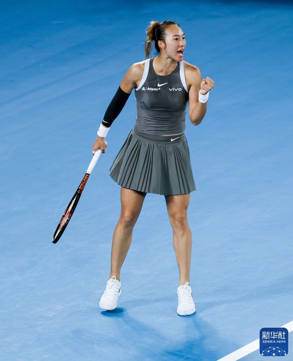 ↑鄭欽文在比賽中慶祝得分。新華社記者 馬平 攝