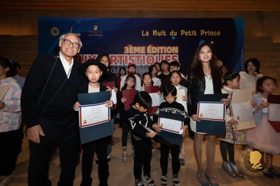 第三屆國(guó)際藝術(shù)聯(lián)創(chuàng)聯(lián)展盛大開幕。法中交流促進(jìn)會(huì)供圖