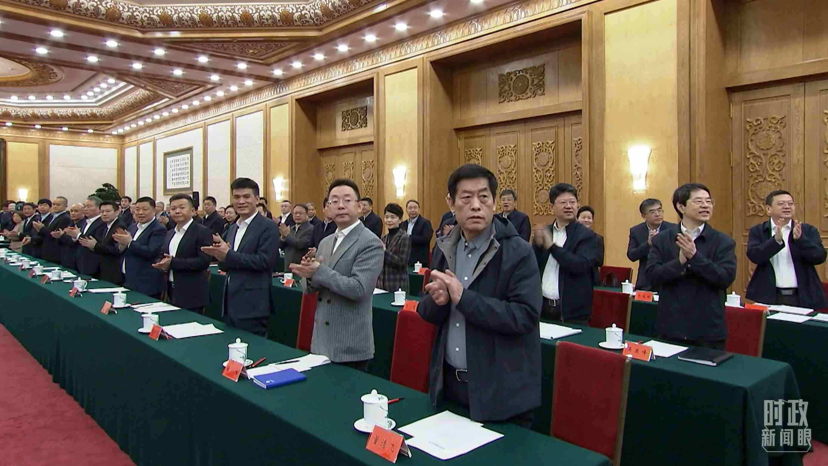 △2月17日，民營企業(yè)座談會現(xiàn)場。