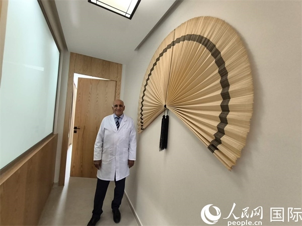 哈利勒的診所內(nèi)。人民網(wǎng)記者 黃培昭攝