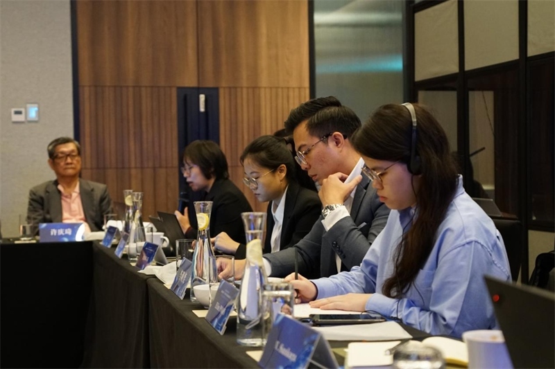 分享會現(xiàn)場，中馬兩國記者認(rèn)真記錄。林俊揚攝