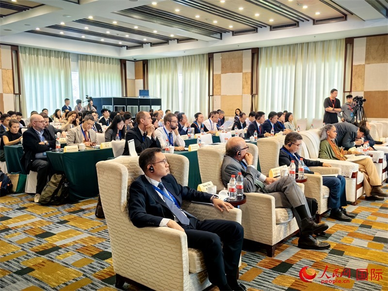 “通往COP30之路：中巴植樹(shù)造林和碳匯合作研討活動(dòng)”現(xiàn)場(chǎng)。人民網(wǎng)記者 符園園攝