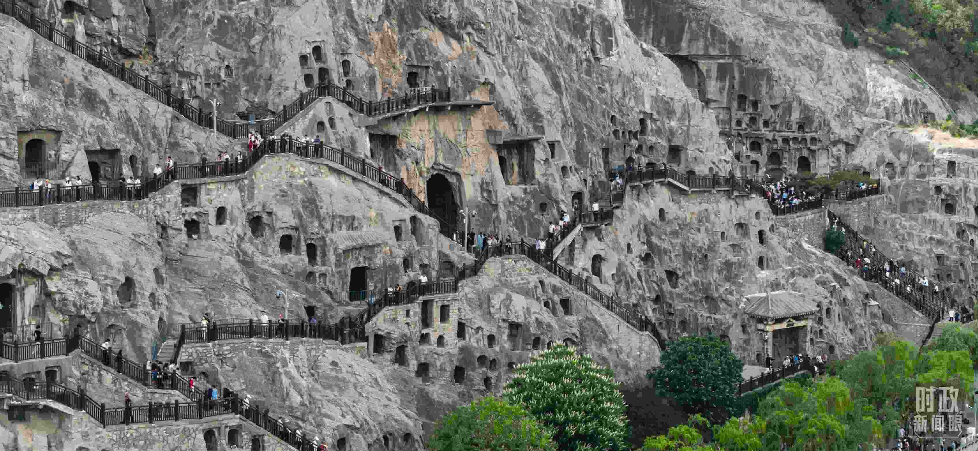 △龍門石窟。（總臺(tái)國廣記者李晉拍攝）